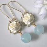 Vintage Cream Ivory Rose Fl..